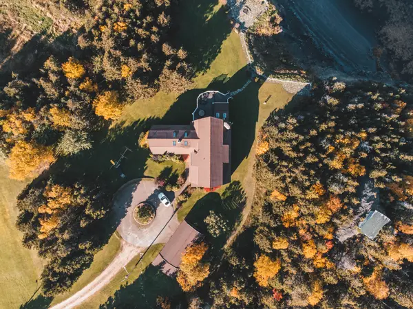 What a 1031 Exchange Means for Investors Selling Property in Clackamas County