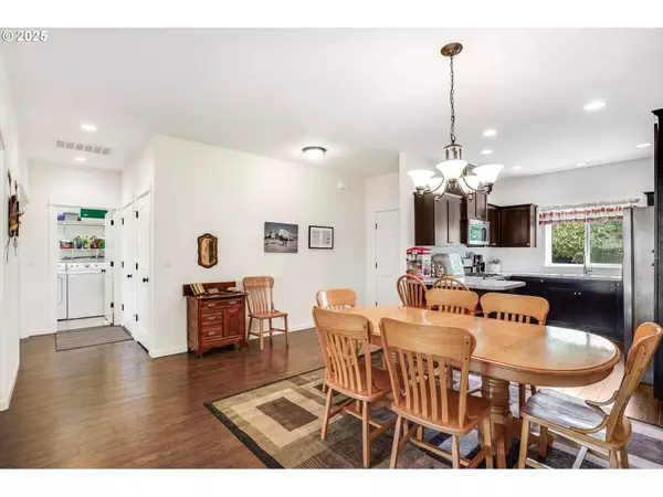 1311 FOXGLOVE ST, Woodburn, OR 97071