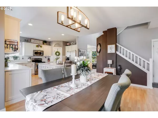 2857 BALD EAGLE AVE NW, Salem, OR 97304