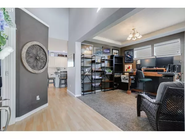 2857 BALD EAGLE AVE NW, Salem, OR 97304