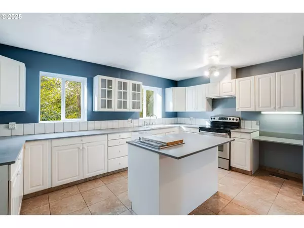 21841 SE GRAND ISLAND LOOP, Dayton, OR 97114