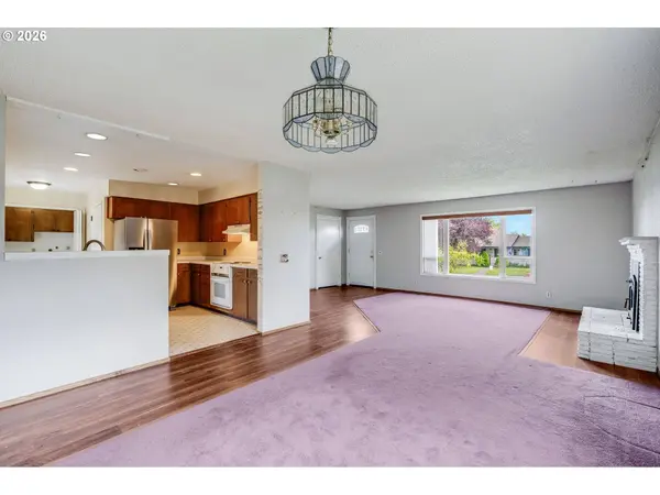 228 NW DENTON AVE, Dallas, OR 97338