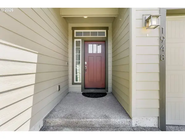 1948 N IVY ST, Canby, OR 97013