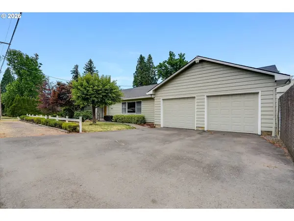 2537 B ST, Hubbard, OR 97032
