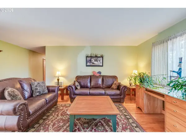 402 Warner Parrott RD, Oregon City, OR 97045