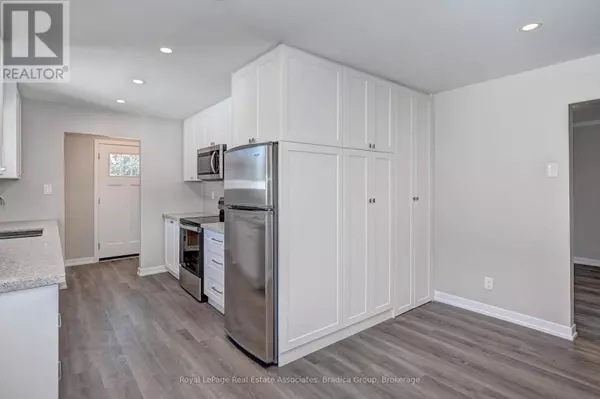 78 BARWOOD CRESCENT, Kitchener, ON N2E1V1