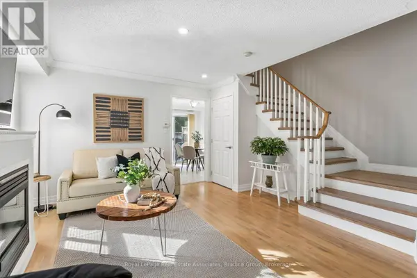 3837 FOREST BLUFF CRESCENT, Mississauga (lisgar), ON L5N7V1