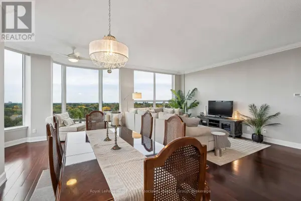 1905 Pilgrims WAY #Ph2, Oakville (ga Glen Abbey), ON L6M2X2