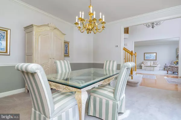 9 CORBIN DR, Exton, PA 19341