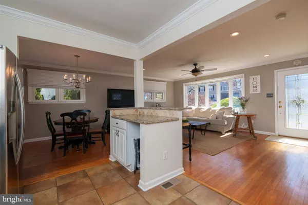 313 MAYFIELD AVE, West Chester, PA 19380