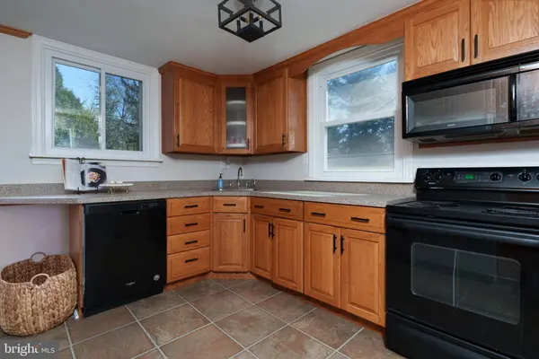 505 N VERONICA RD, West Chester, PA 19380