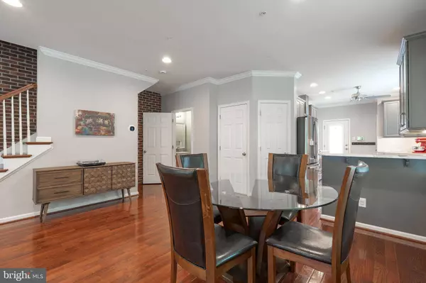 98 SPRUCE ALY, West Chester, PA 19382