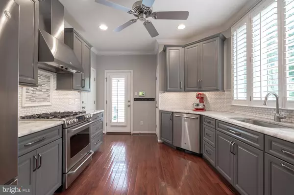 98 SPRUCE ALY, West Chester, PA 19382