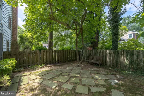 1133 WINDSOR DR, West Chester, PA 19380