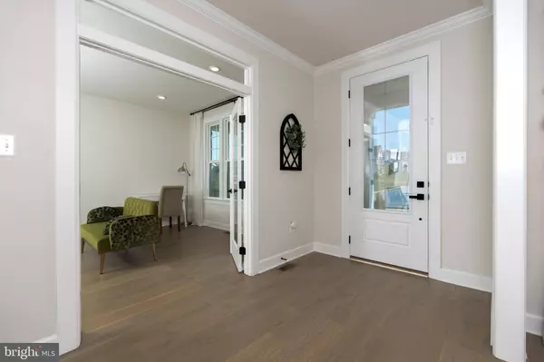 404 ARMSTRONG DR, West Chester, PA 19380