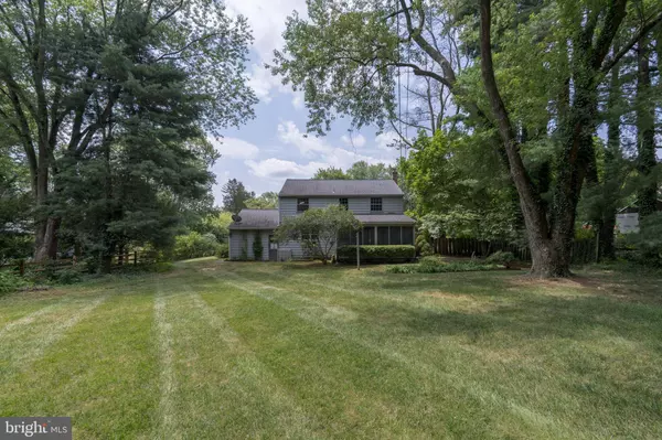 1133 WINDSOR DR, West Chester, PA 19380