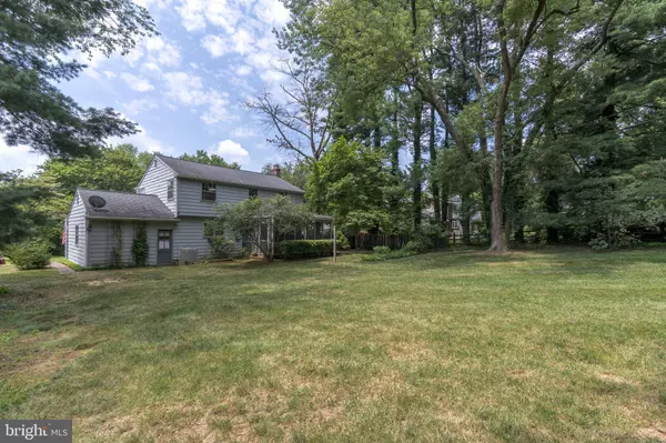 1133 WINDSOR DR, West Chester, PA 19380