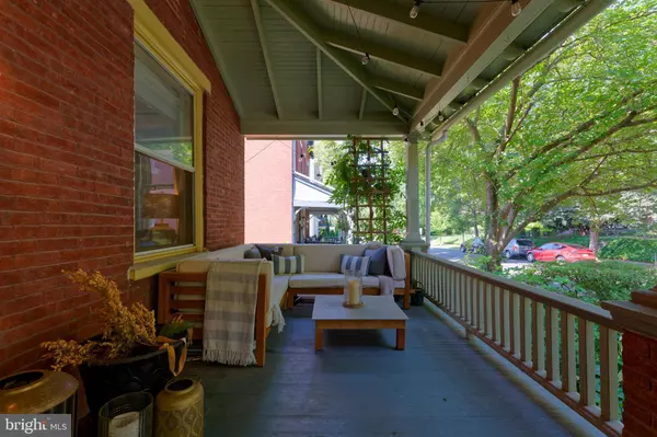 418 W MINER ST, West Chester, PA 19382