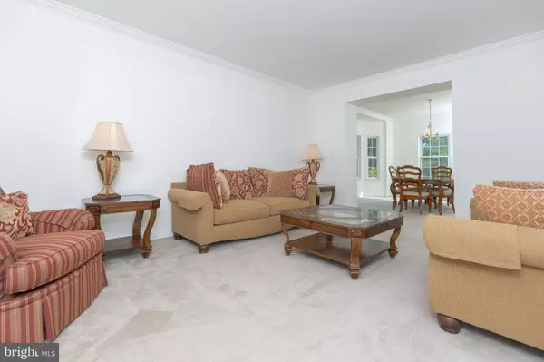 19 CAMERON CT, Exton, PA 19341