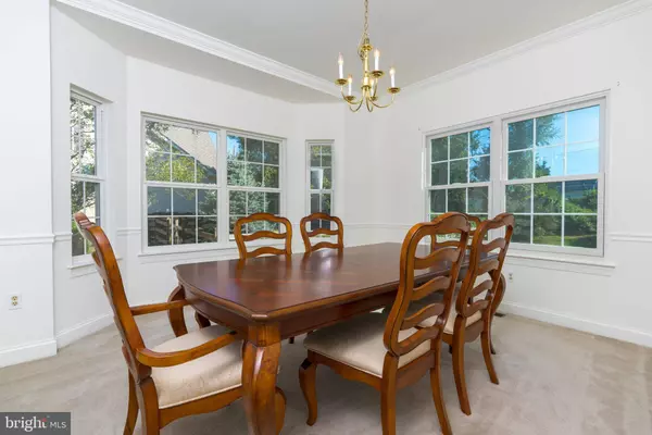 19 CAMERON CT, Exton, PA 19341