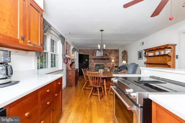 1203 UPTON CIR, West Chester, PA 19380