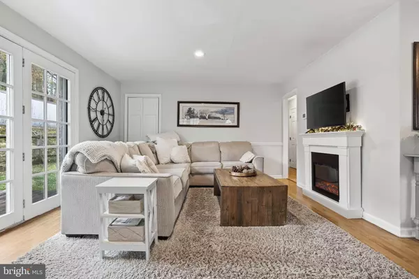 734 MARSHALL DR, West Chester, PA 19380