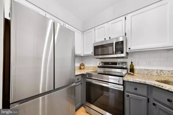 9 W JONATHAN CT, Kennett Square, PA 19348