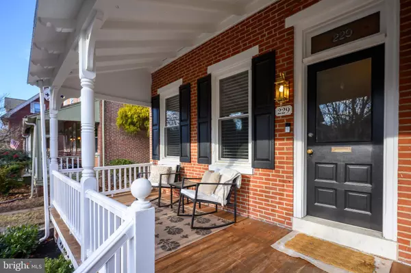 229 W UNION ST, West Chester, PA 19382