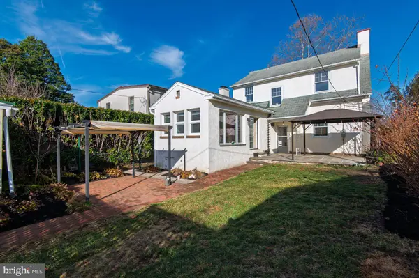 416 W BARNARD ST, West Chester, PA 19382