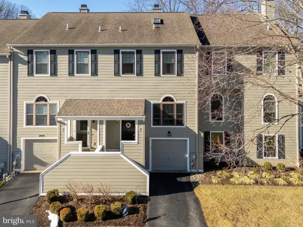 2005 WESTFIELD CT #2002, Newtown Square, PA 19073