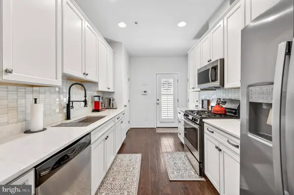 92 SPRUCE ALY, West Chester, PA 19382