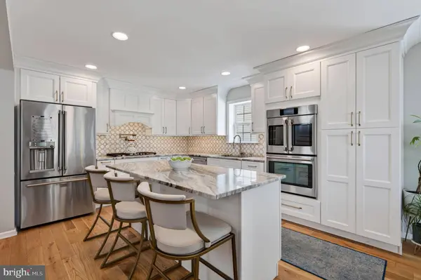 521 RHOADES ST, Phoenixville, PA 19460