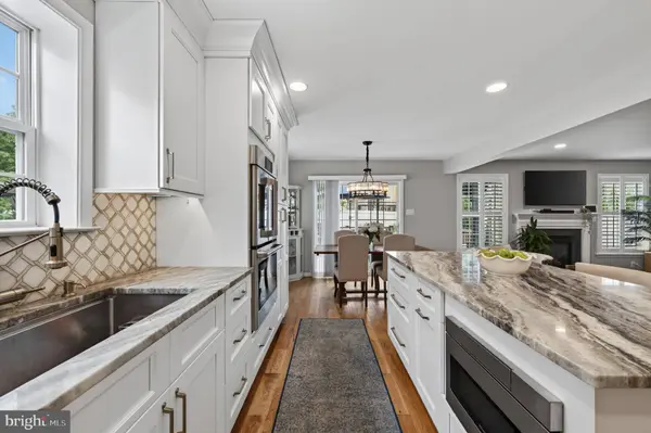 521 RHOADES ST, Phoenixville, PA 19460