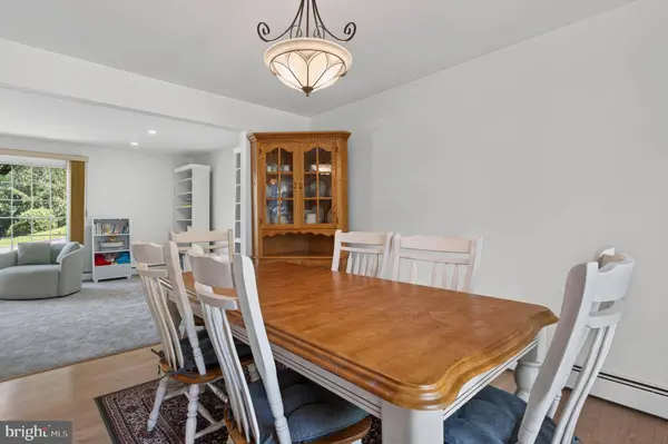 834 EASTER DR, West Chester, PA 19382