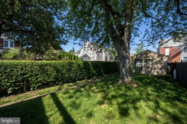 255 DEAN ST, West Chester, PA 19382