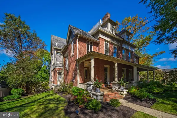 141 E MARSHALL ST, West Chester, PA 19380
