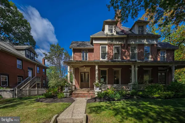 141 E MARSHALL ST, West Chester, PA 19380