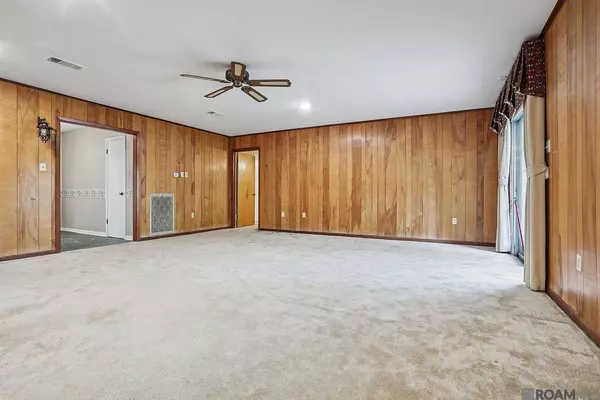 10164 Rhapsody Dr, Baton Rouge, LA 70815