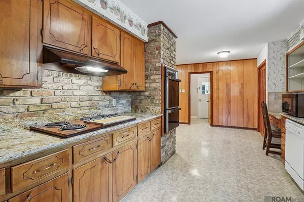 10164 Rhapsody Dr, Baton Rouge, LA 70815