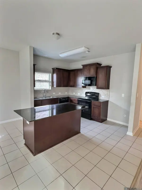 13228 Hazelwood Dr, Denham Springs, LA 70726