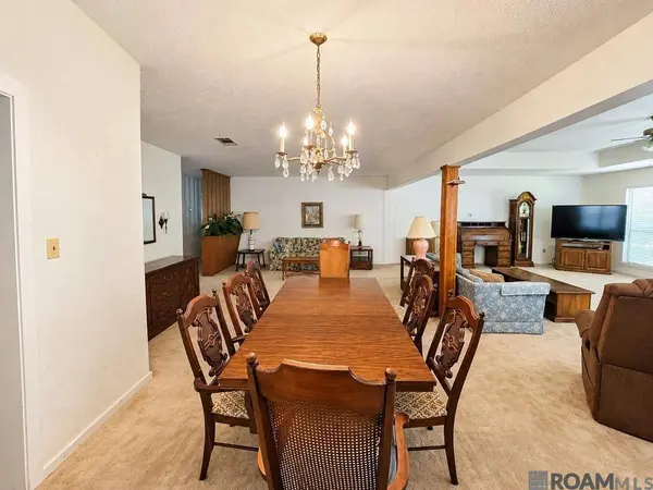 9865 Miraflores Dr, Baton Rouge, LA 70815