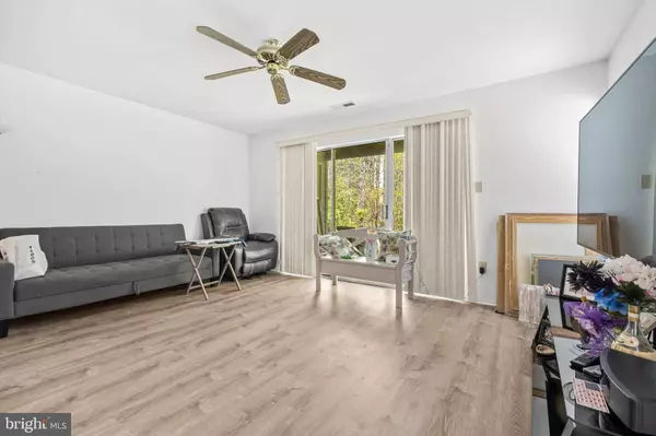 1605 SQUIRREL RD, Marlton, NJ 08053