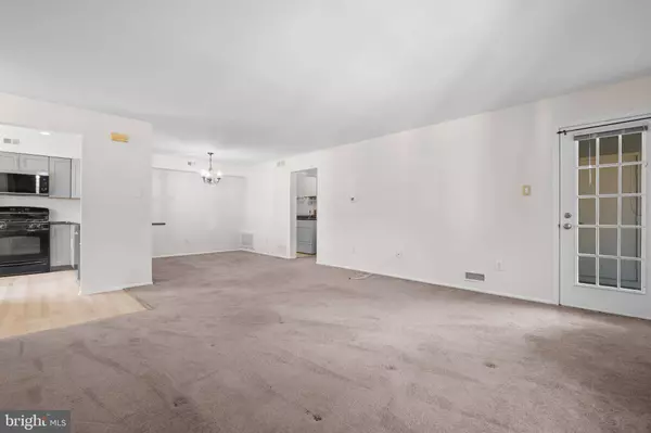 3201A RAMSBURY CT, Mount Laurel, NJ 08054