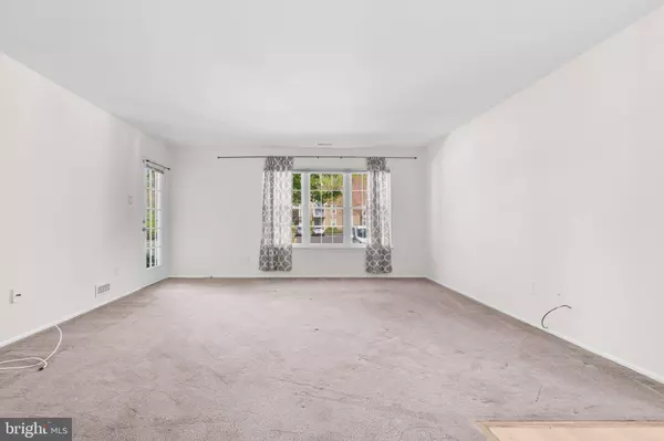 3201A RAMSBURY CT, Mount Laurel, NJ 08054