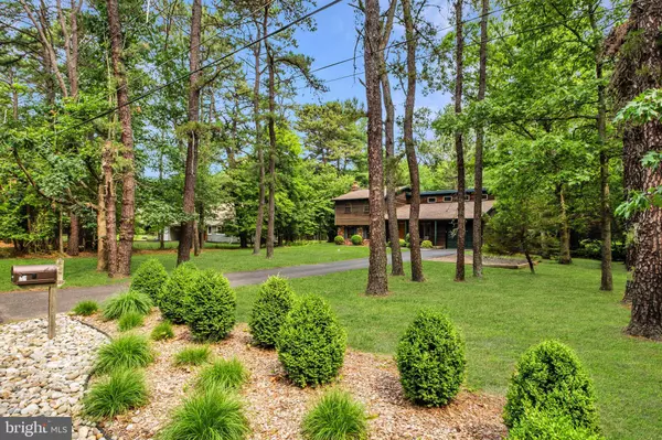 46 GRASSY LAKE RD, Shamong, NJ 08088