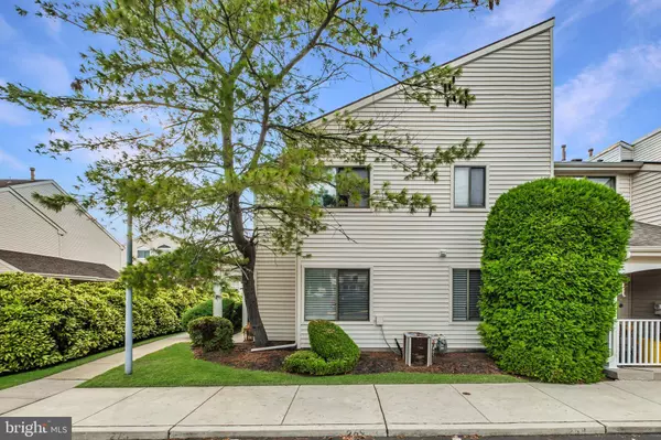 1403 ROBERTS WAY, Voorhees, NJ 08043