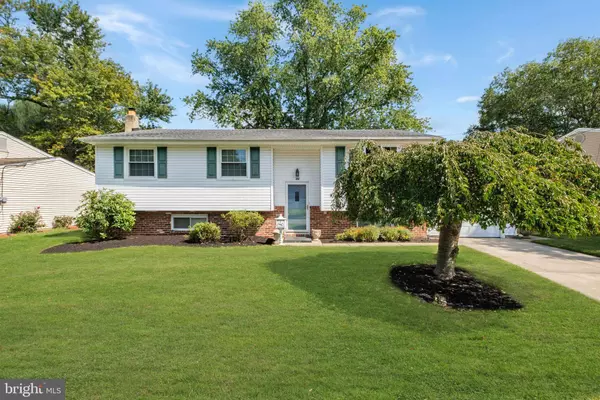 33 ESTATE RD, Lumberton, NJ 08048