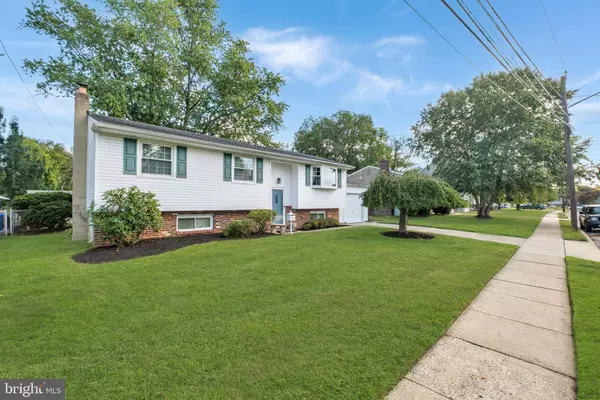 33 ESTATE RD, Lumberton, NJ 08048