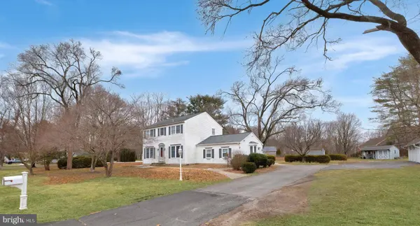 504 PAIGE DR, Southampton, NJ 08088