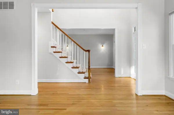 1 BRADDOCKS MILL RD, Medford, NJ 08055